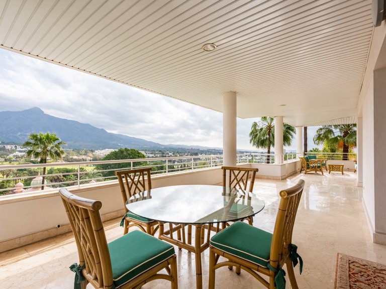 Apartment for Sale in Nueva Andalucia Malaga 7