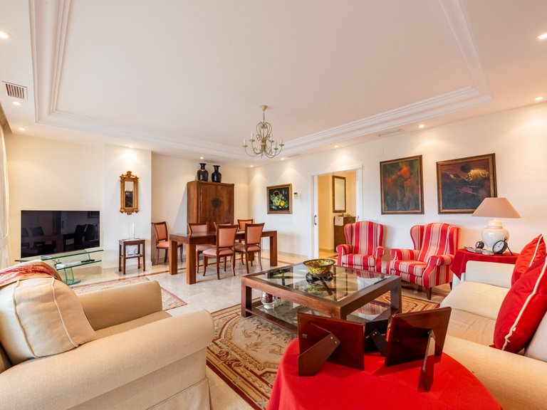 Apartment for Sale in Nueva Andalucia Malaga 4