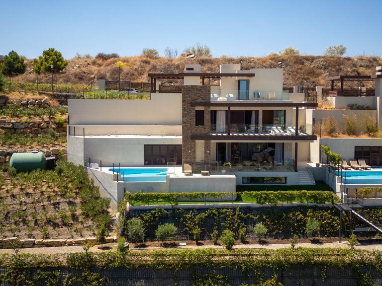 Villa for Sale in Benahavis Malaga 30