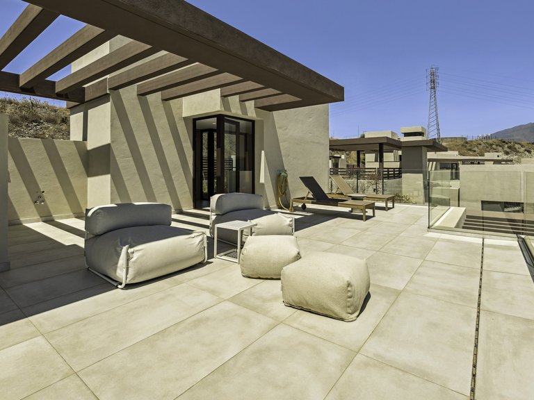 Villa for Sale in Benahavis Malaga 25