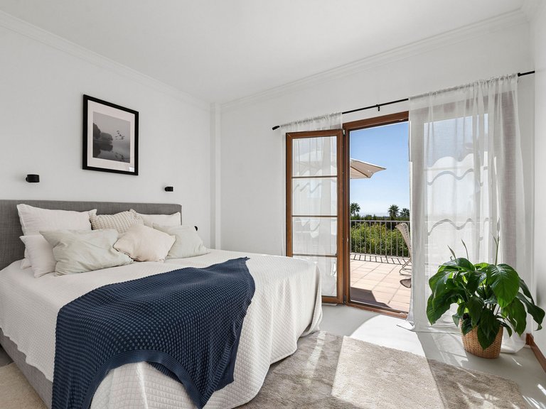 Villa for Sale in Estepona Malaga 13