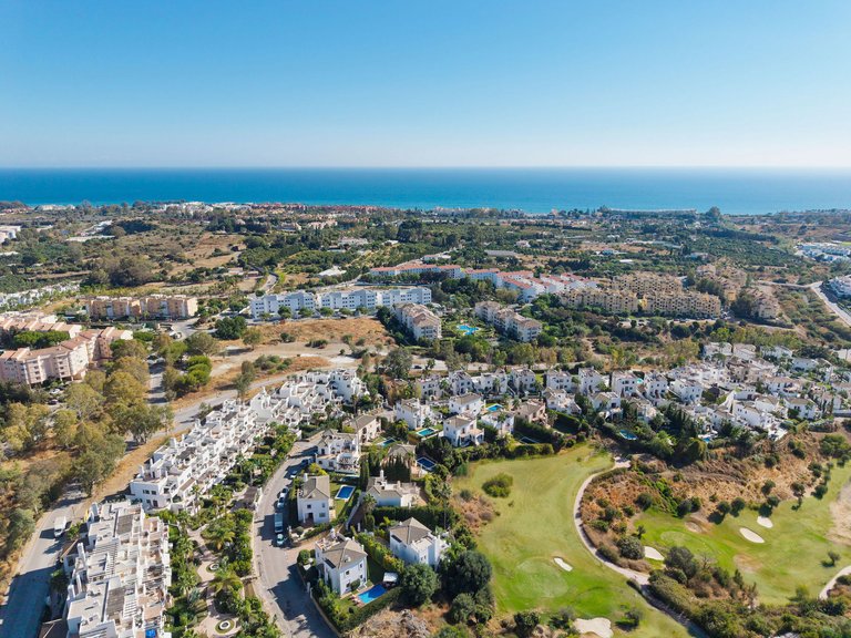 Villa for Sale in Estepona Malaga 39