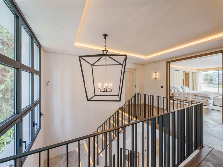 Villa for Sale in Nueva Andalucia Malaga 18
