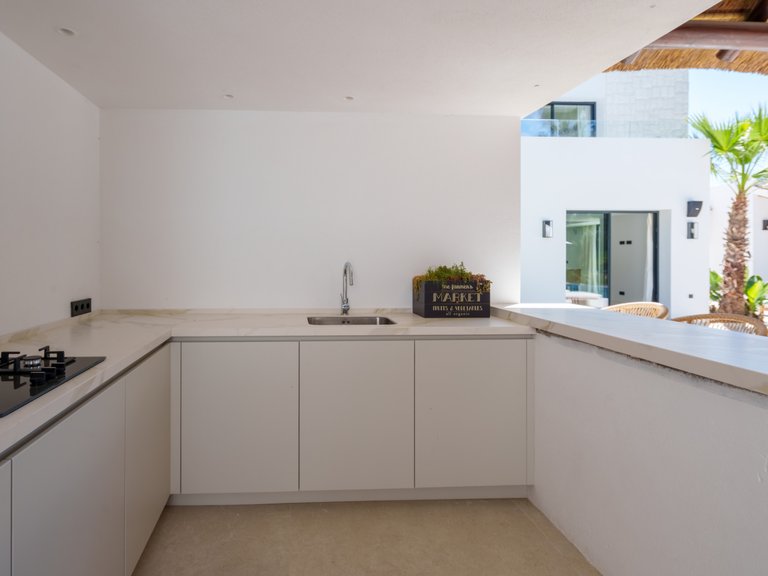 Villa for Sale in Nueva Andalucia Malaga 37