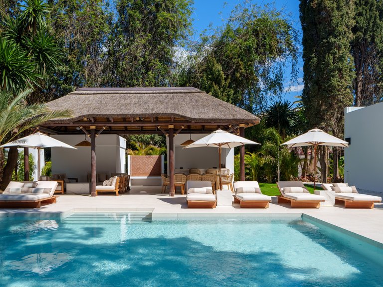 Villa for Sale in Nueva Andalucia Malaga 3