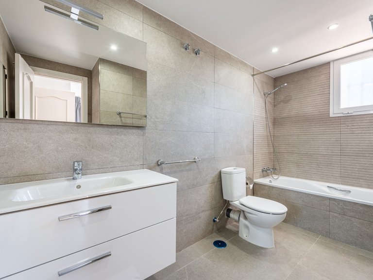 Town House for Sale in Estepona Malaga 6