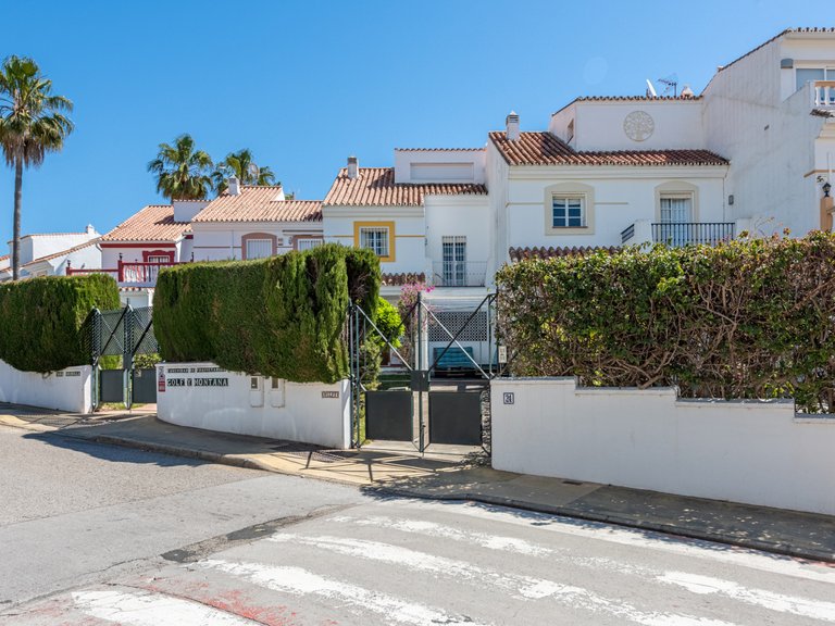 Town House for Sale in Estepona Malaga 24