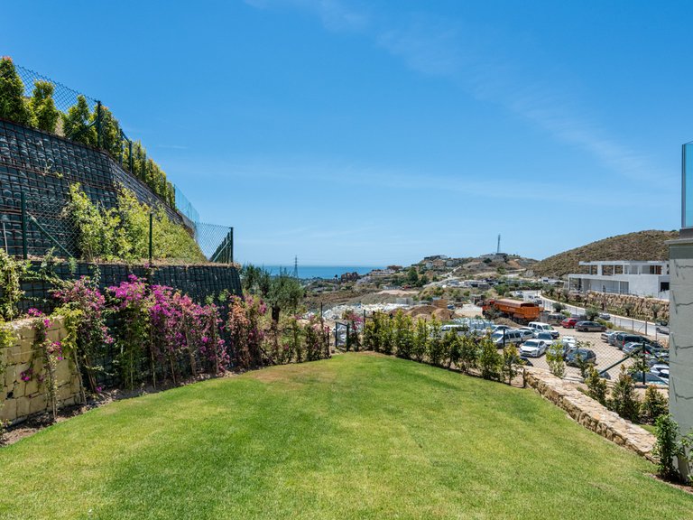 Villa for Sale in Benahavis Malaga 30