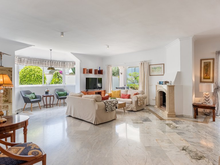 Villa for Sale in Estepona Malaga 2