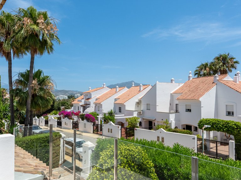 Villa for Sale in Estepona Malaga 24