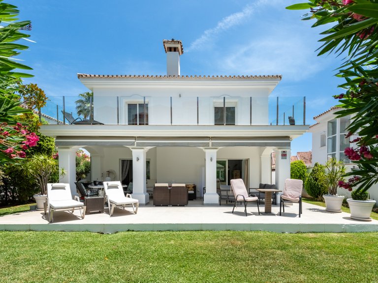 Villa for Sale in Estepona Malaga 1