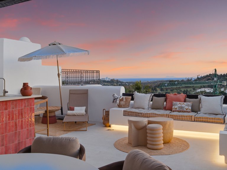 Penthouse for Sale in Benahavis Malaga 4