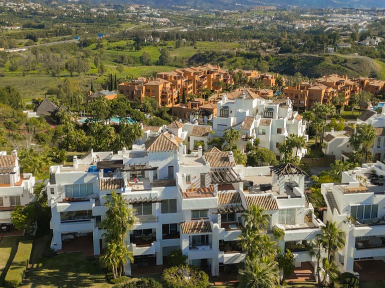 Penthouse for Sale in Benahavis Malaga 37