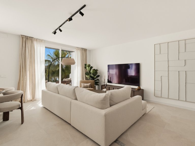 Penthouse for Sale in Benahavis Malaga 11