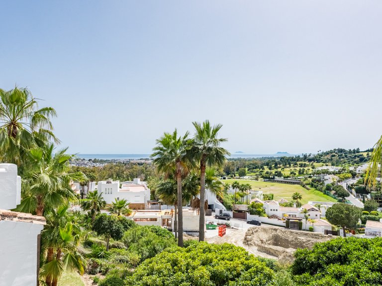 Penthouse for Sale in Benahavis Malaga 2