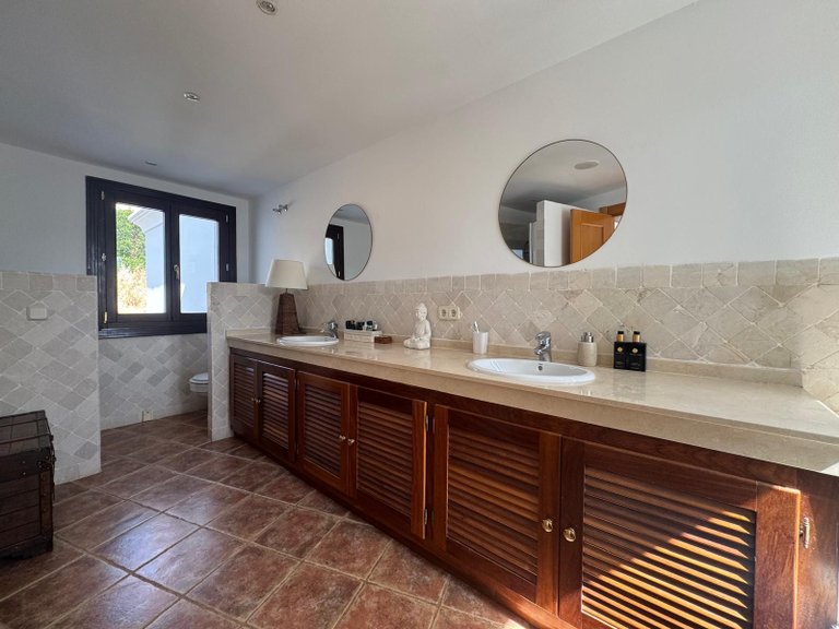 Town House for Sale in Estepona Malaga 20