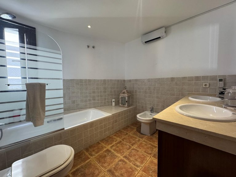 Town House for Sale in Estepona Malaga 27