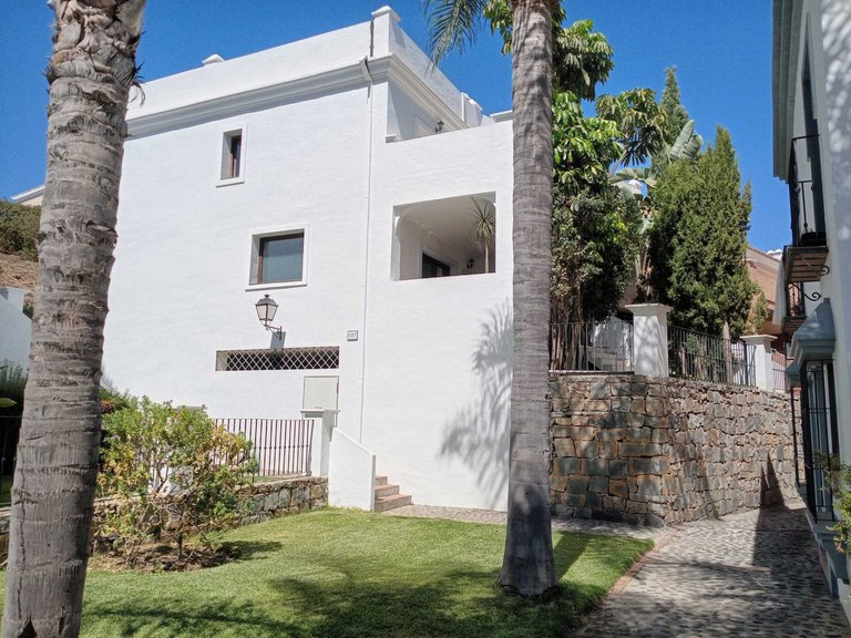 Town House for Sale in Estepona Malaga 35