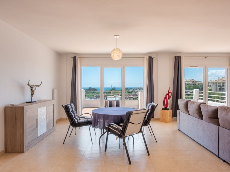 Penthouse for Sale in Estepona Malaga 4