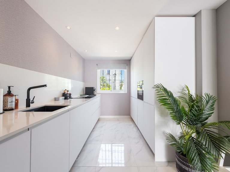 Town House for Sale in Marbella Golden Mile Malaga 2