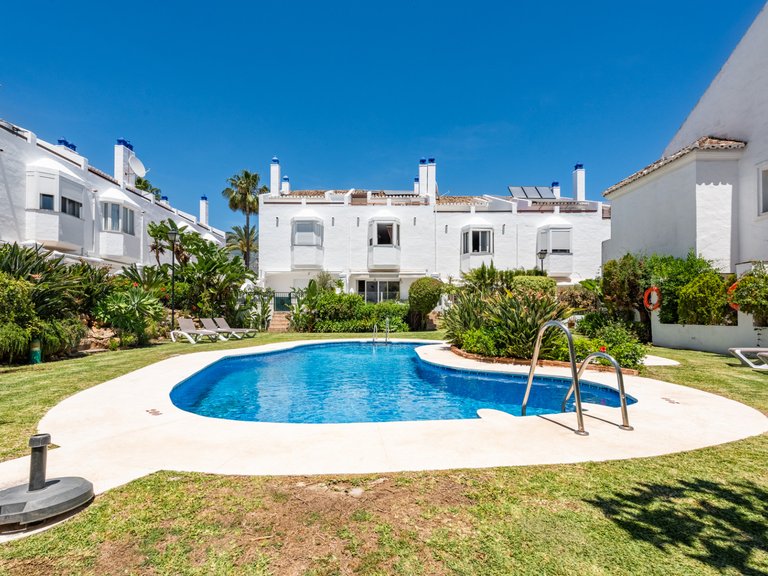 Town House for Sale in Marbella Golden Mile Malaga 30