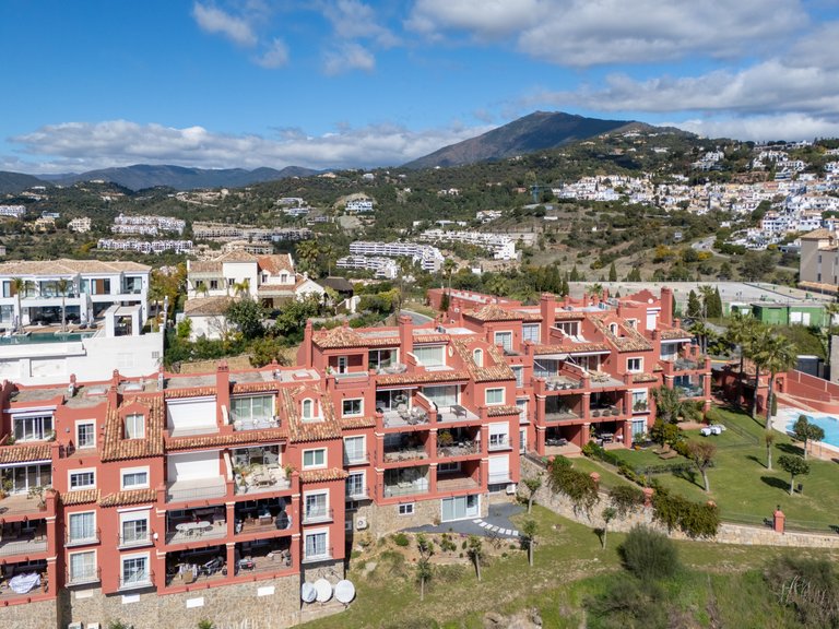 Penthouse for Sale in Benahavis Malaga 45