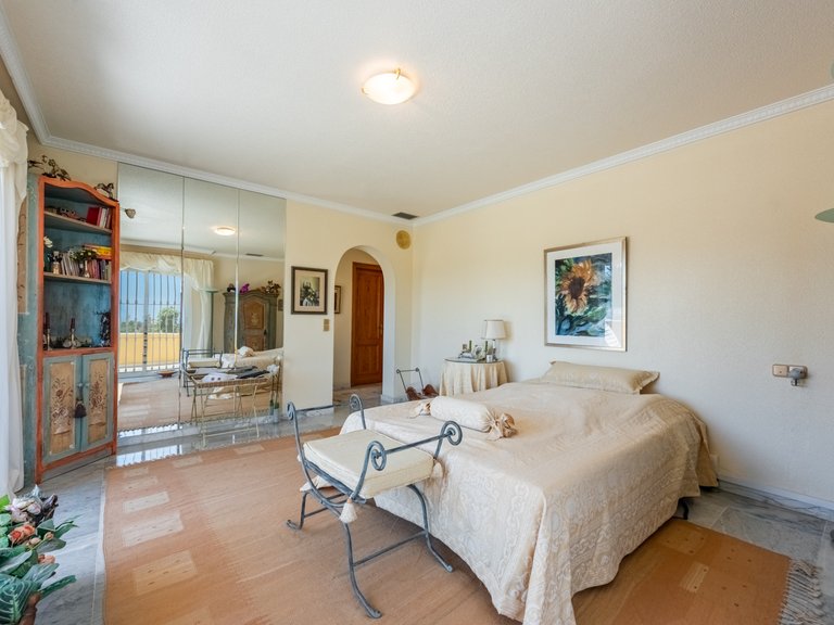 Villa for Sale in Estepona Malaga 16