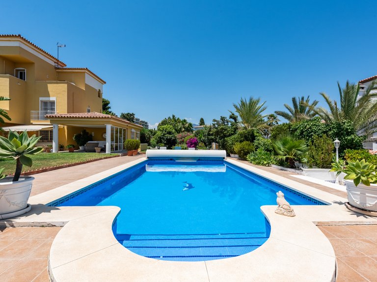 Villa for Sale in Estepona Malaga 10