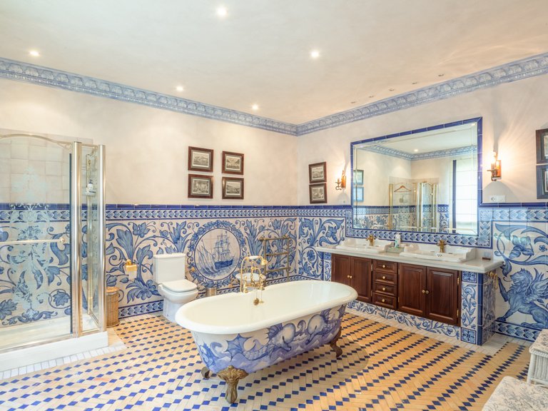Villa for Sale in Marbella Golden Mile Malaga 17