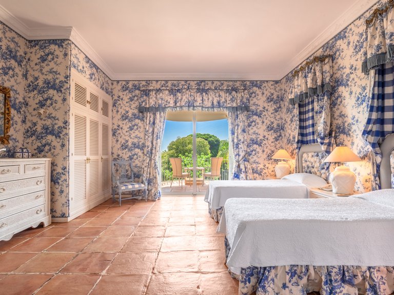 Villa for Sale in Marbella Golden Mile Malaga 21