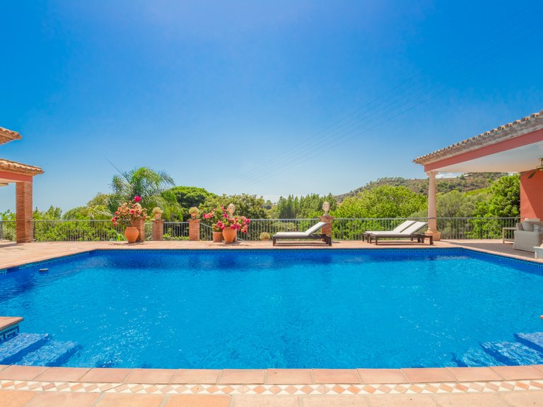 Villa for Sale in Marbella Golden Mile Malaga 31