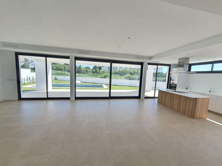Villa for Sale in Manilva, Malaga 2