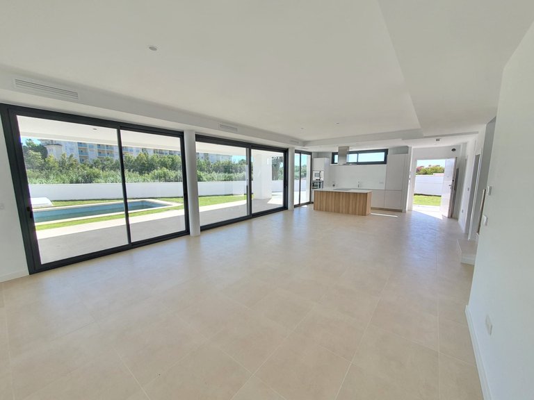 Villa for Sale in Manilva, Malaga 3