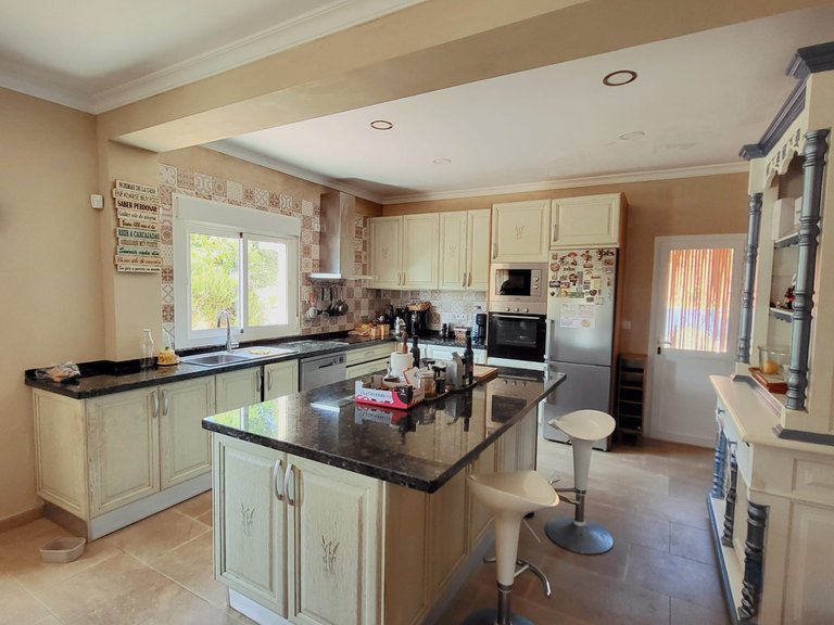 Villa for Sale in Valle Romano, Estepona, Malaga 17