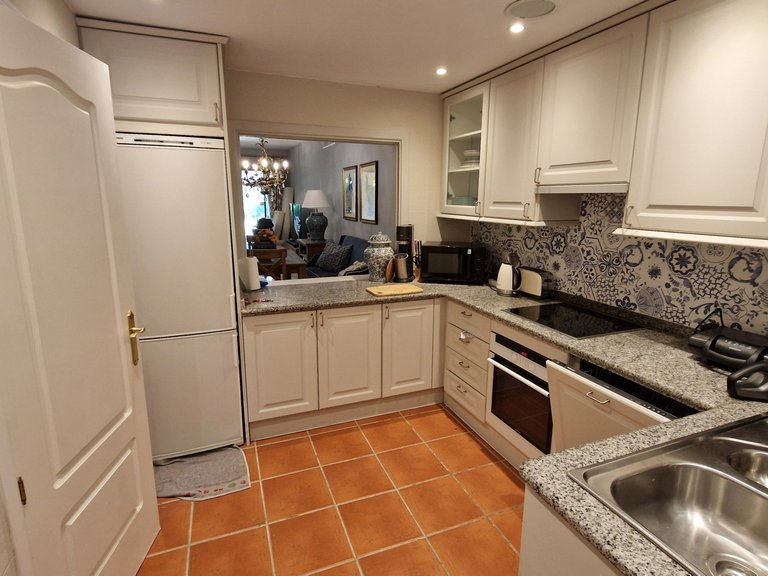Apartment for Sale in El Campanario, Estepona, Malaga 5