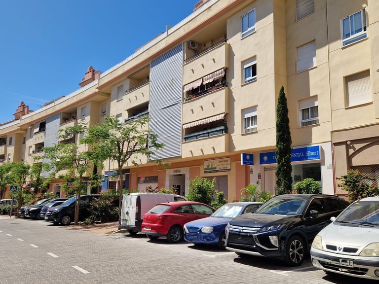 Apartment for Sale in Estepona Puerto, Estepona, Malaga 1