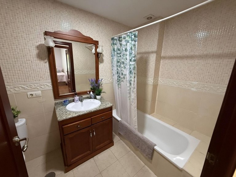 Apartment for Sale in Estepona Puerto, Estepona, Malaga 16