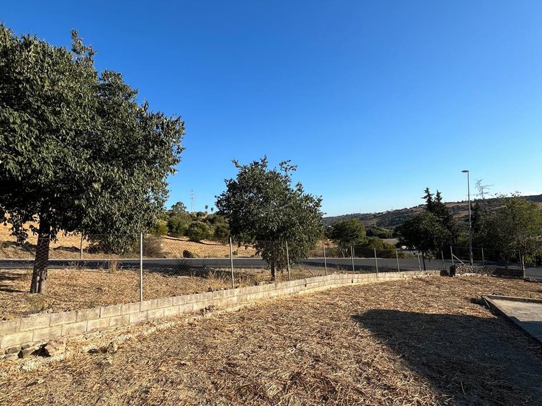 Country House for Sale in Guadalobon, Estepona, Malaga 14