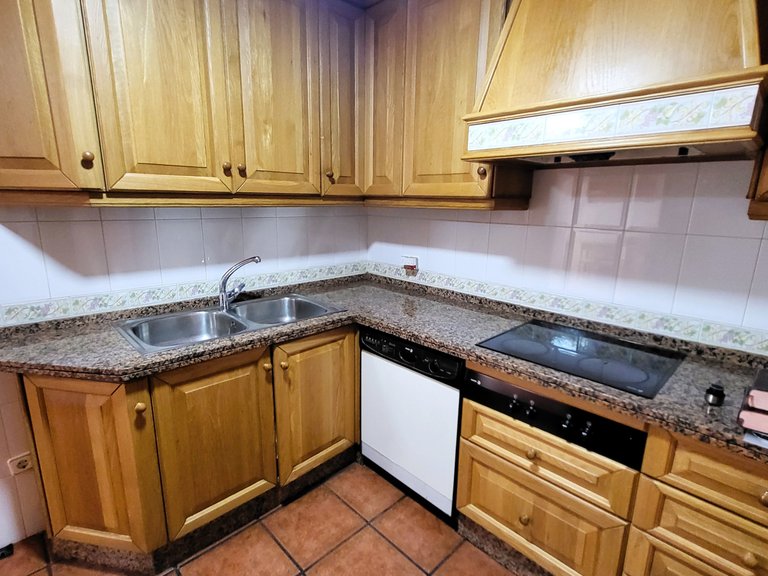 Apartment for Sale in Calvario, Estepona, Malaga 8
