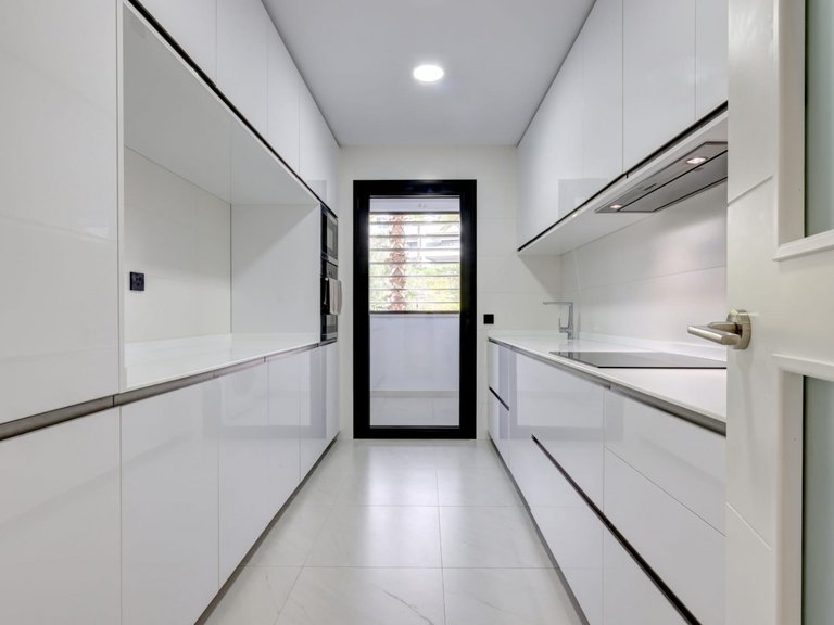 Apartment for Sale in Mirador de Estepona Hills, Estepona, Malaga 5