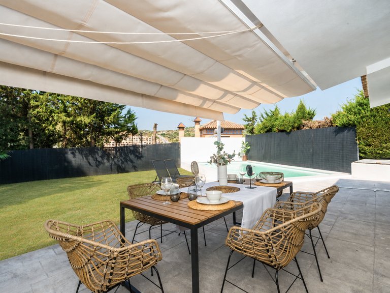 Villa for Sale in Estepona, Malaga 2