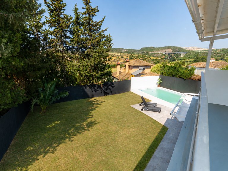 Villa for Sale in Estepona, Malaga 27
