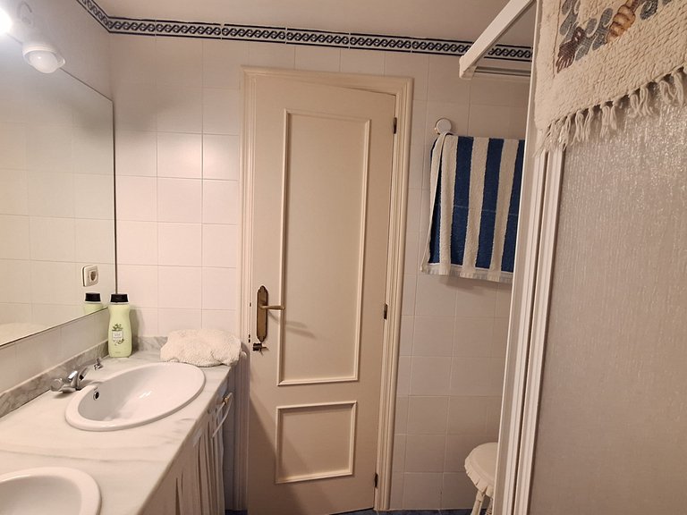 Town House for Sale in Bahia Azul, Estepona, Malaga 13
