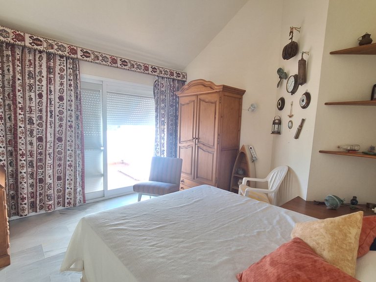 Town House for Sale in Bahia Azul, Estepona, Malaga 14
