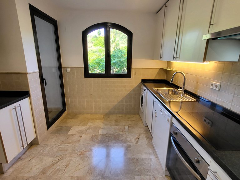 Town House for Sale in Costa Galera, Estepona, Malaga 10