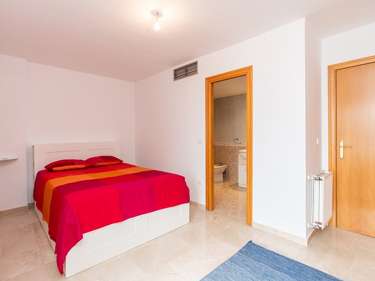 Town House for Sale in San Pedro De Alcantara, Malaga 16