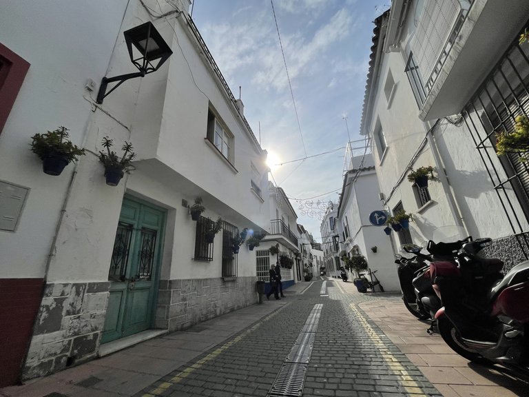 Villa for Sale in Estepona Old Town, Estepona, Malaga 2