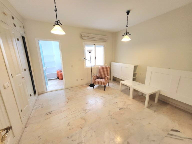 Apartment for Sale in Estepona Centre, Estepona, Malaga 17