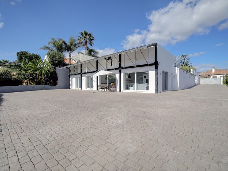 Villa for Sale in Manilva, Malaga 40