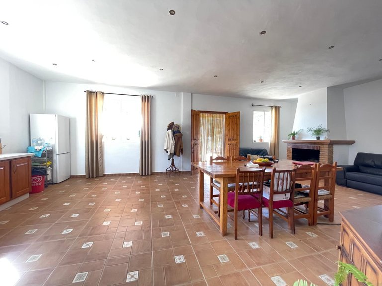 Country House for Sale in Los Pedregales, Estepona, Malaga 8